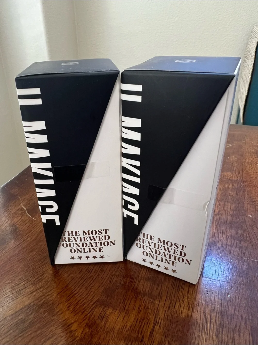 IL MAKIAGE-Woke Up Like This-Series CL 060-Flawless Base Foundation-NEW-TWO